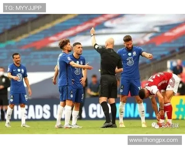 足总杯冷门对决那不勒斯与切尔西激战成平局引发全场热议