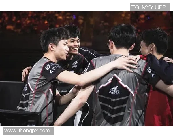 赛后分析:RNG与LNG对决中的速度较量与战术思考 赛后分析:RNG与LNG对决中的速度较量与战术思考