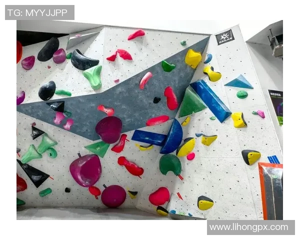 重庆攀岩队在极限运动会中的意识表现与团队协作分析