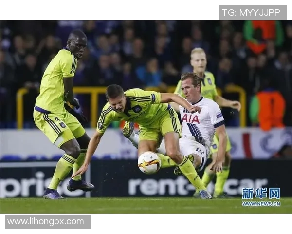 欧联杯精彩对决曼联逆转热刺帽子戏法点燃全场激情