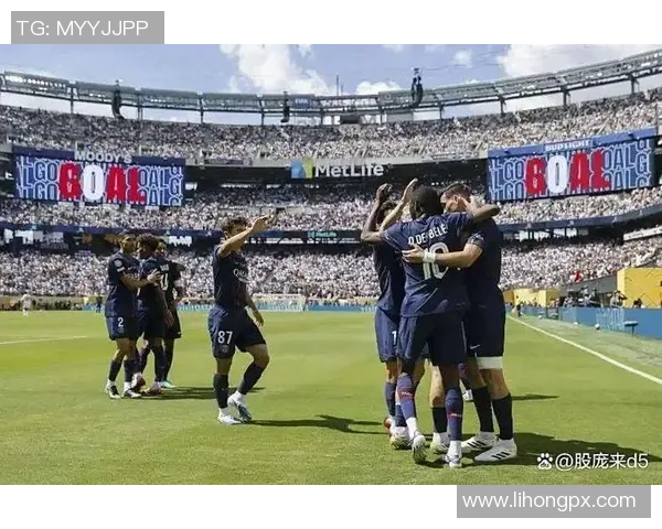 世界杯切尔西与巴黎圣日耳曼激战成平局神扑瞬间引发转会热议 世界杯切尔西与巴黎圣日耳曼激战成平局神扑瞬间引发转会热议