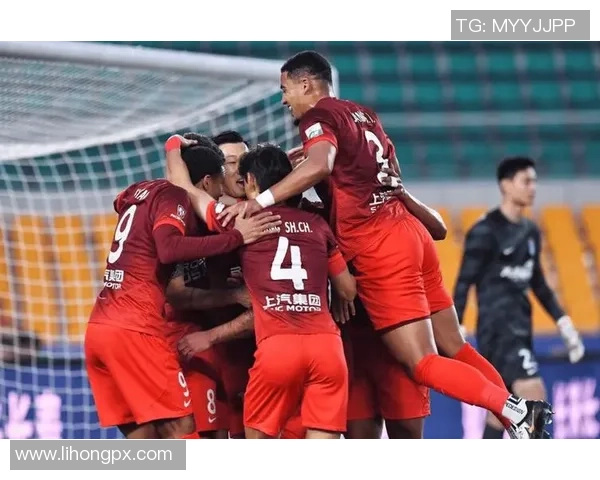 中超精彩对决AC米兰逆转多特蒙德补时绝杀引发全场狂欢