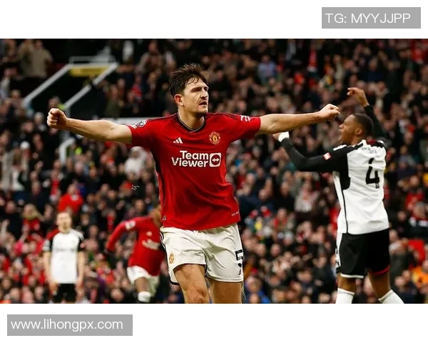 足总杯精彩对决曼联3-0战胜拜仁帽子戏法引发全场狂欢