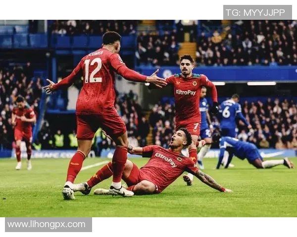 曼联大胜切尔西五球狂潮帽子戏法点燃全场激情赛后点评