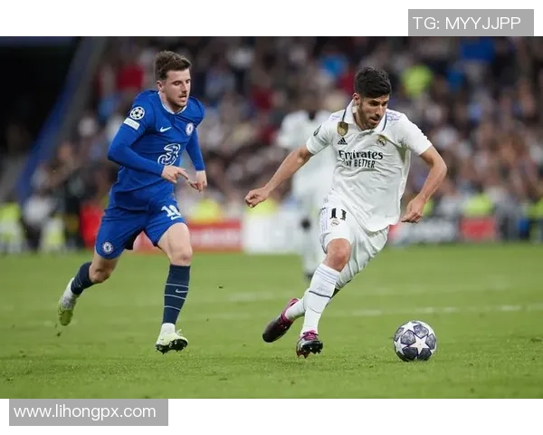 足总杯惊现冷门尤文图斯小胜AC米兰红牌事件引发全场热议 足总杯惊现冷门尤文图斯小胜AC米兰红牌事件引发全场热议